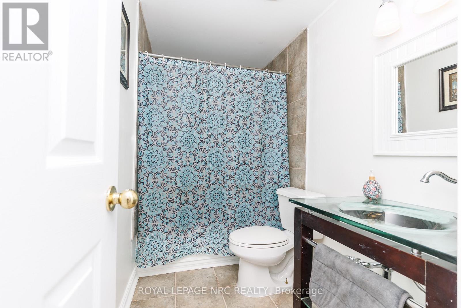 6562 Harmony Avenue, Niagara Falls, Ontario  L2H 1Z4 - Photo 13 - X13738664