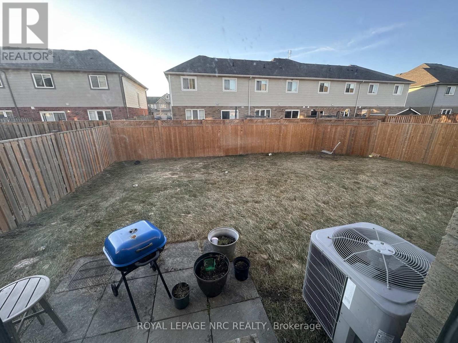 40 Elderberry Road, Thorold, Ontario  L2V 0E7 - Photo 15 - X13739428