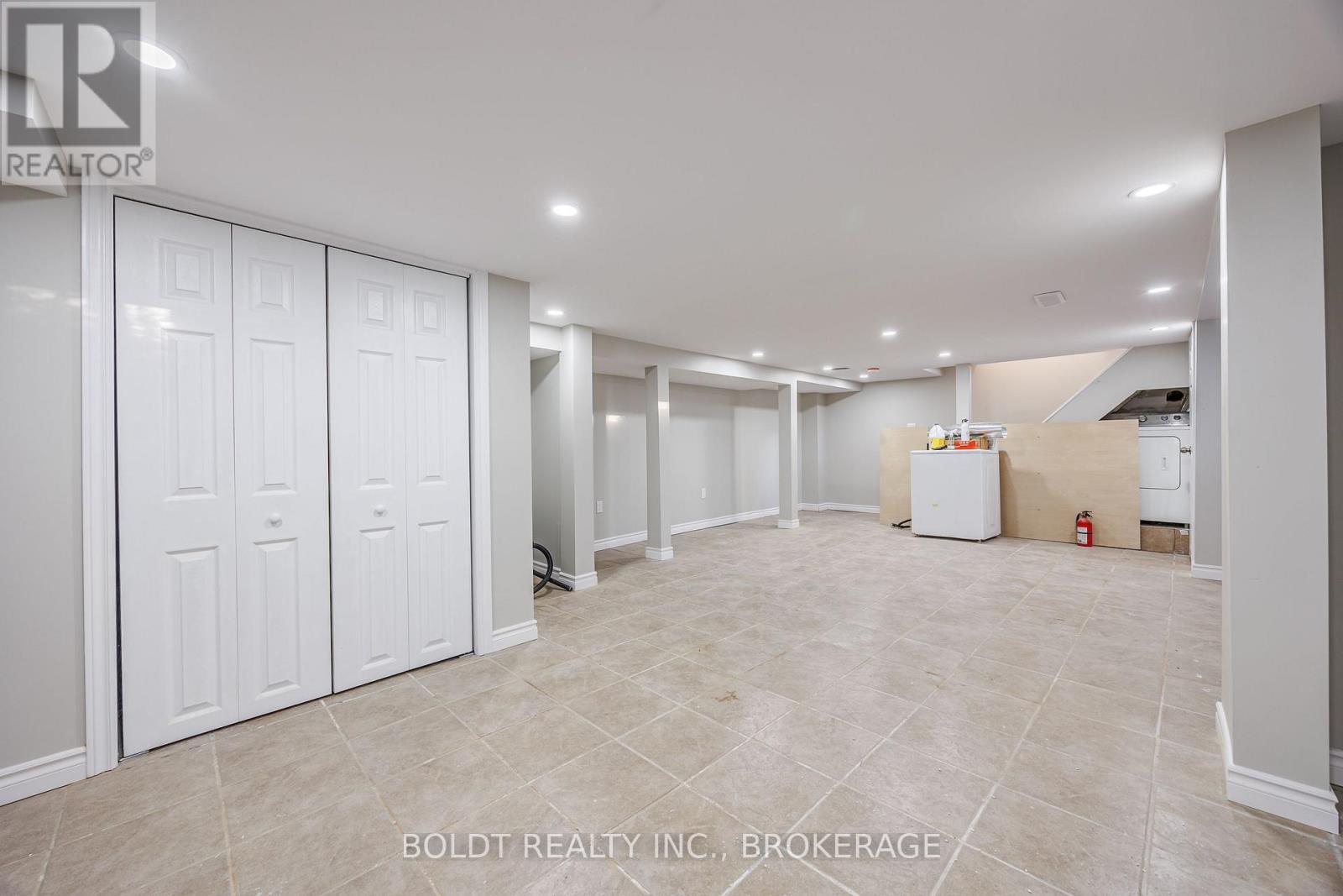 132 Welland Avenue, St. Catharines, Ontario  L2R 2N6 - Photo 15 - X13739680