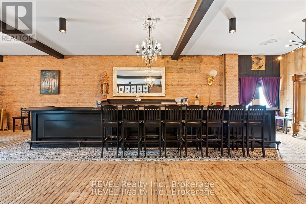 77 East Main Street, Welland, Ontario  L3B 3W4 - Photo 4 - X13739744