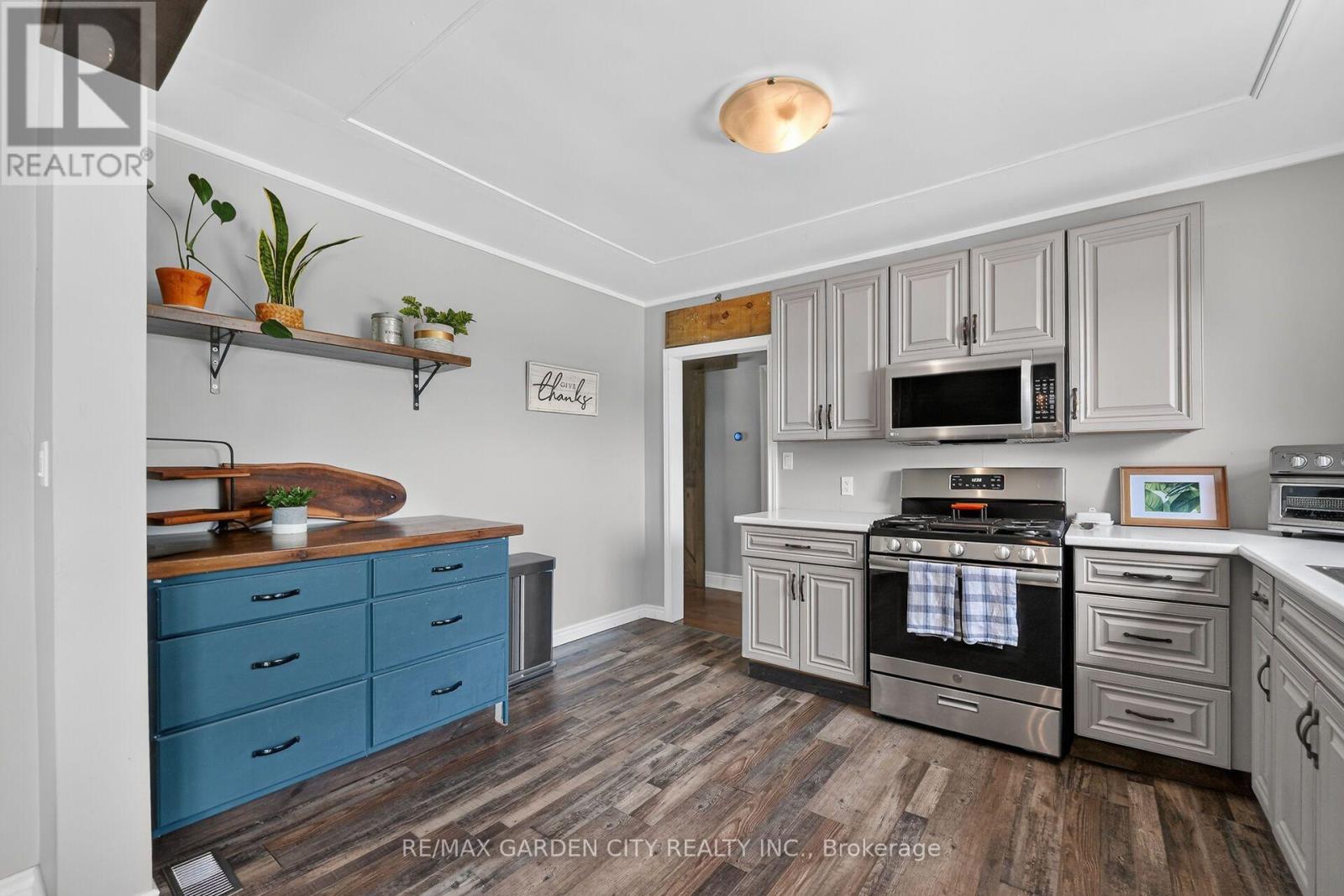 423 Read Road, Niagara-On-The-Lake, Ontario  L2R 7K6 - Photo 6 - X13740930