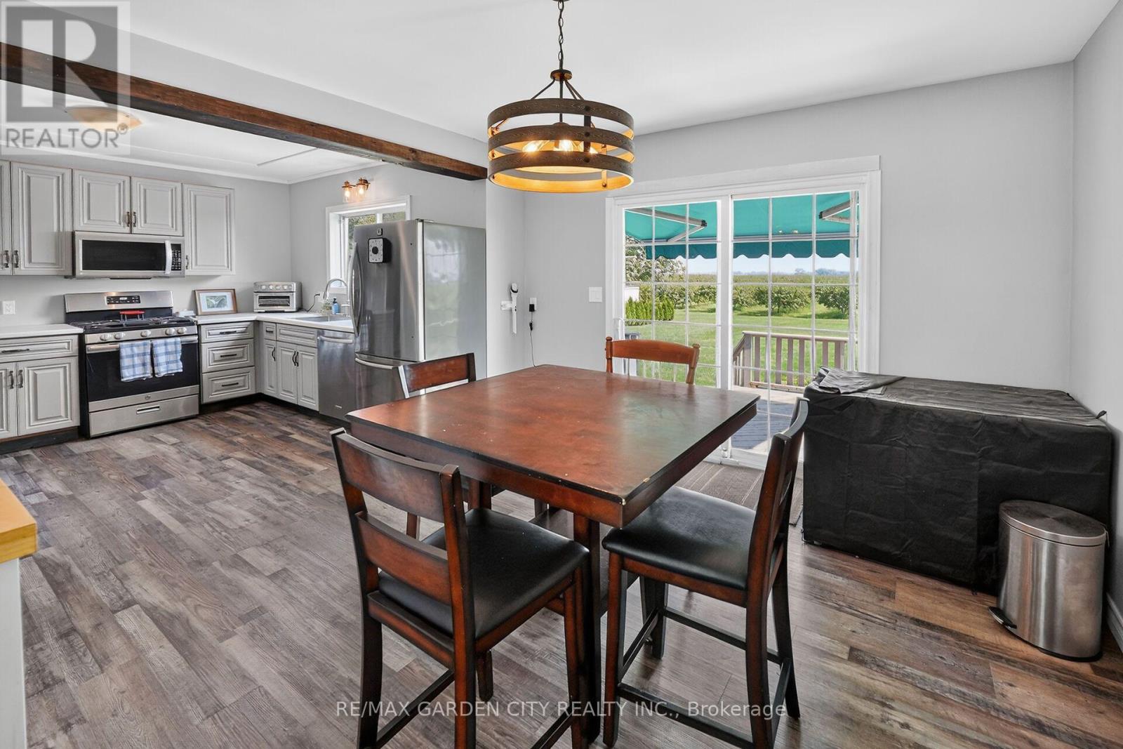 423 Read Road, Niagara-On-The-Lake, Ontario  L2R 7K6 - Photo 8 - X13740930