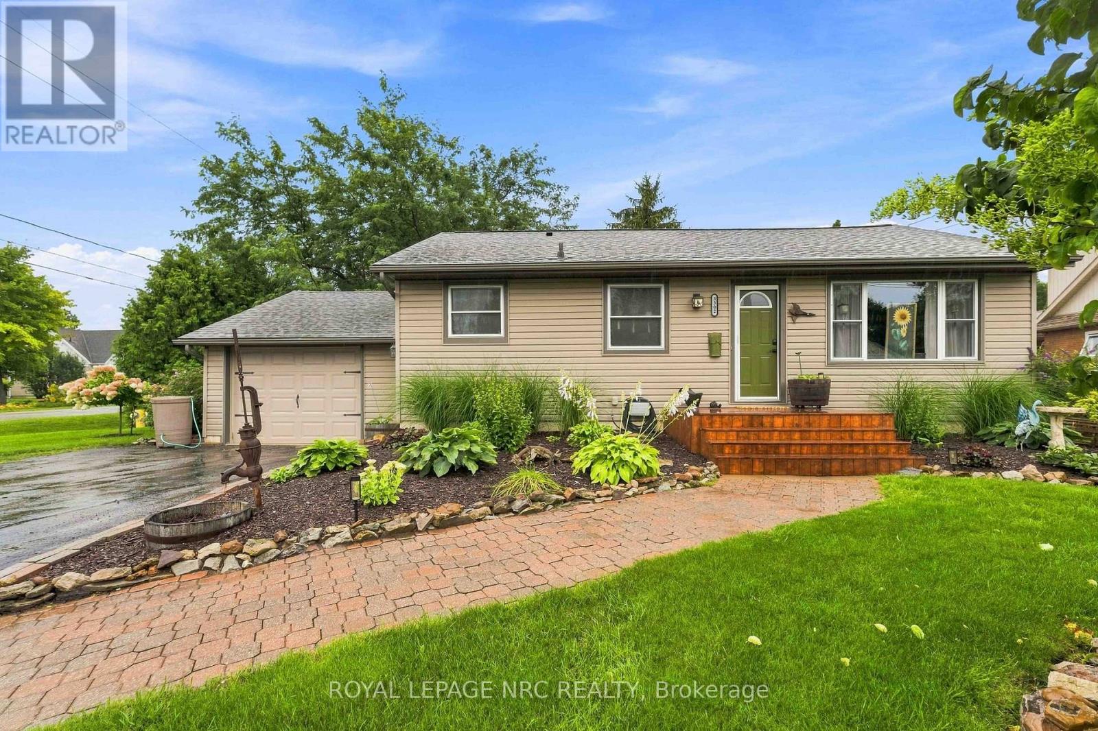 3302 Vine Street, Lincoln, Ontario  L0R 2C0 - Photo 1 - X13741424