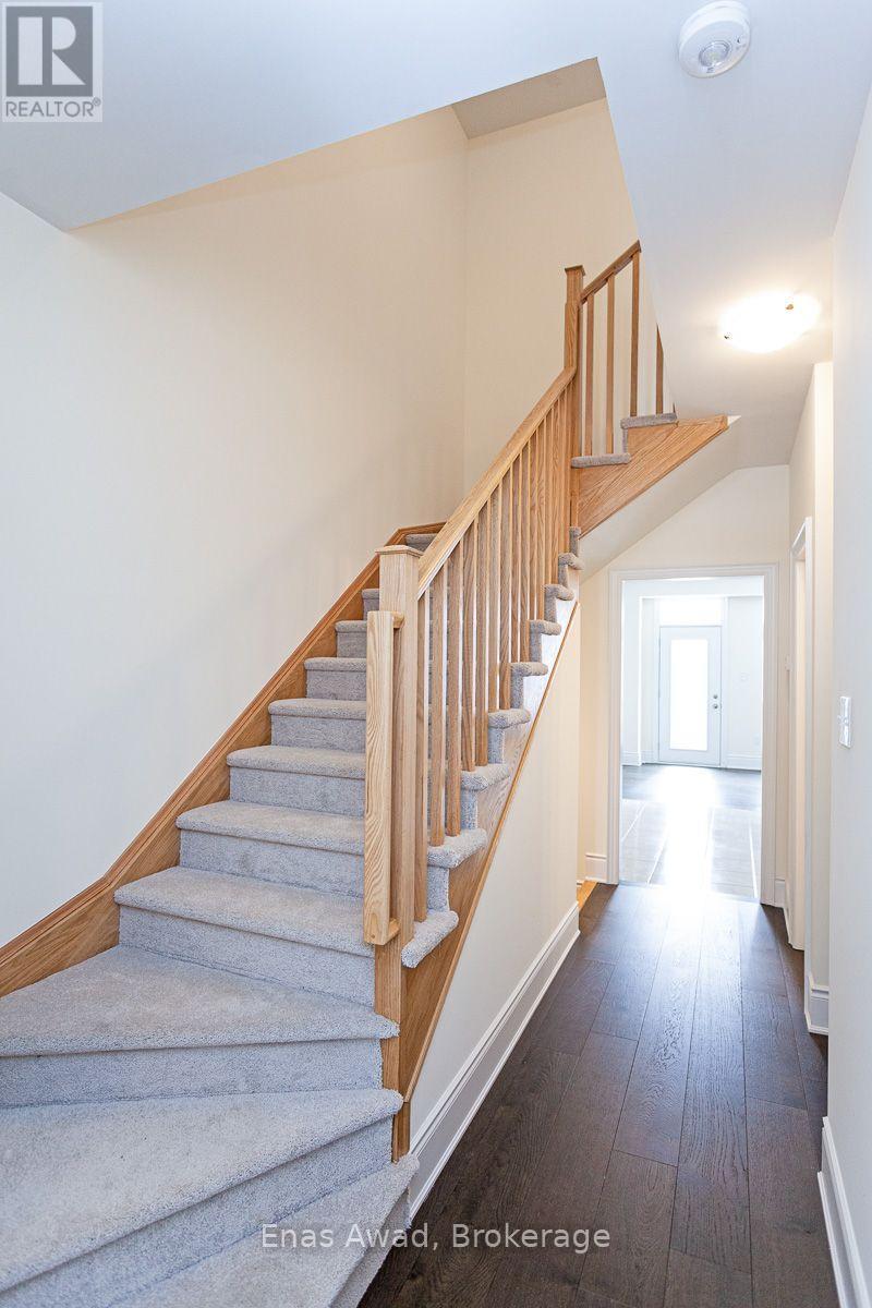 61 Jell Street, Guelph, Ontario  N1L 0R6 - Photo 4 - X13742078