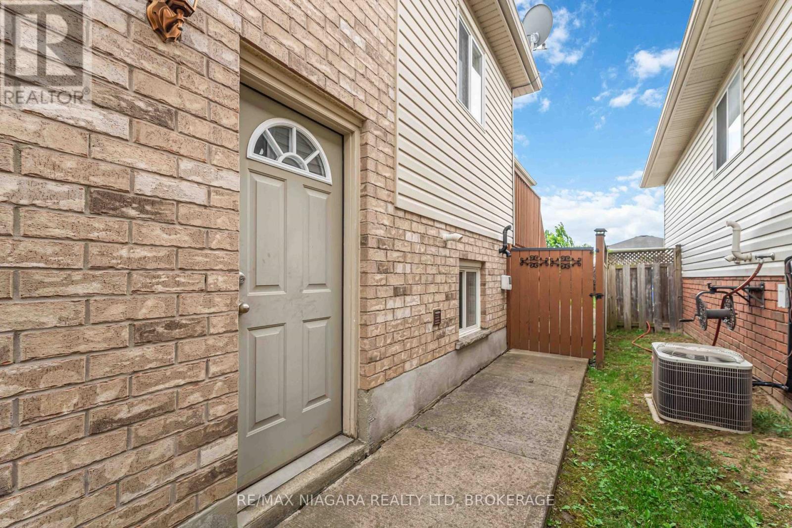 8340 Racey Avenue, Niagara Falls, Ontario  L2H 3M7 - Photo 21 - X13742532