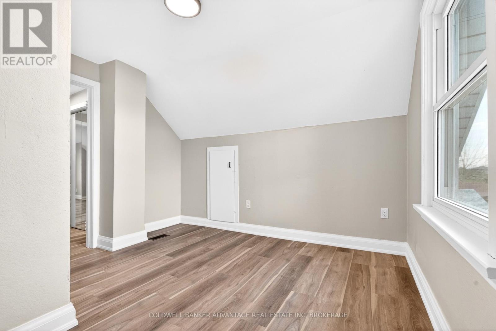 7 Battle Street, Thorold, Ontario  L2V 3W3 - Photo 24 - X13742642