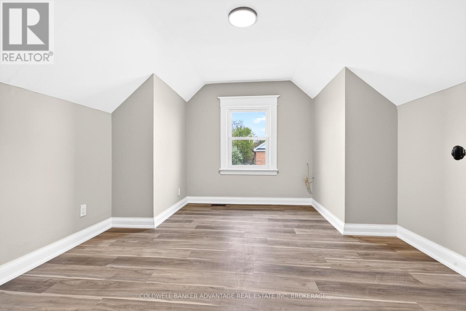 7 Battle Street, Thorold, Ontario  L2V 3W3 - Photo 27 - X13742642