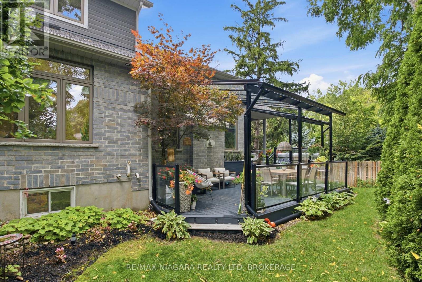 8 - 6 Tanner Circle, St. Catharines, Ontario  L2N 0A9 - Photo 45 - X13743298