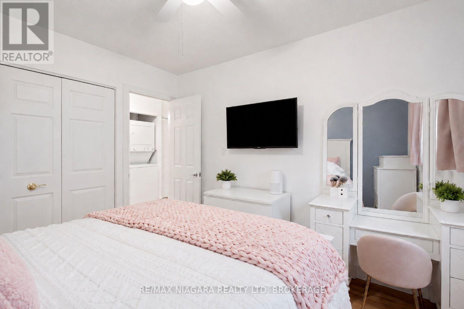 308 - 264 Oakdale Avenue, St. Catharines, Ontario  L2P 2K4 - Photo 8 - X13743472