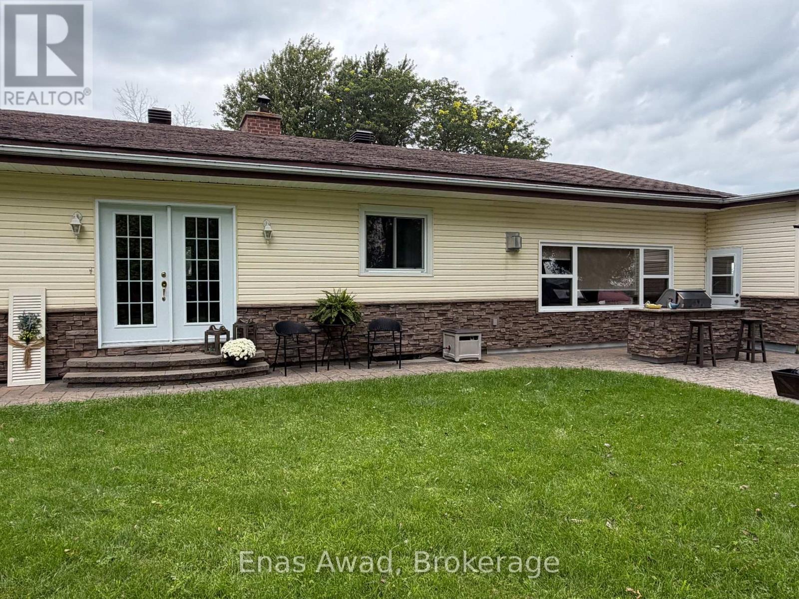 76 Hamilton Island Road, South Glengarry, Ontario  K0C 2E0 - Photo 1 - X13743566
