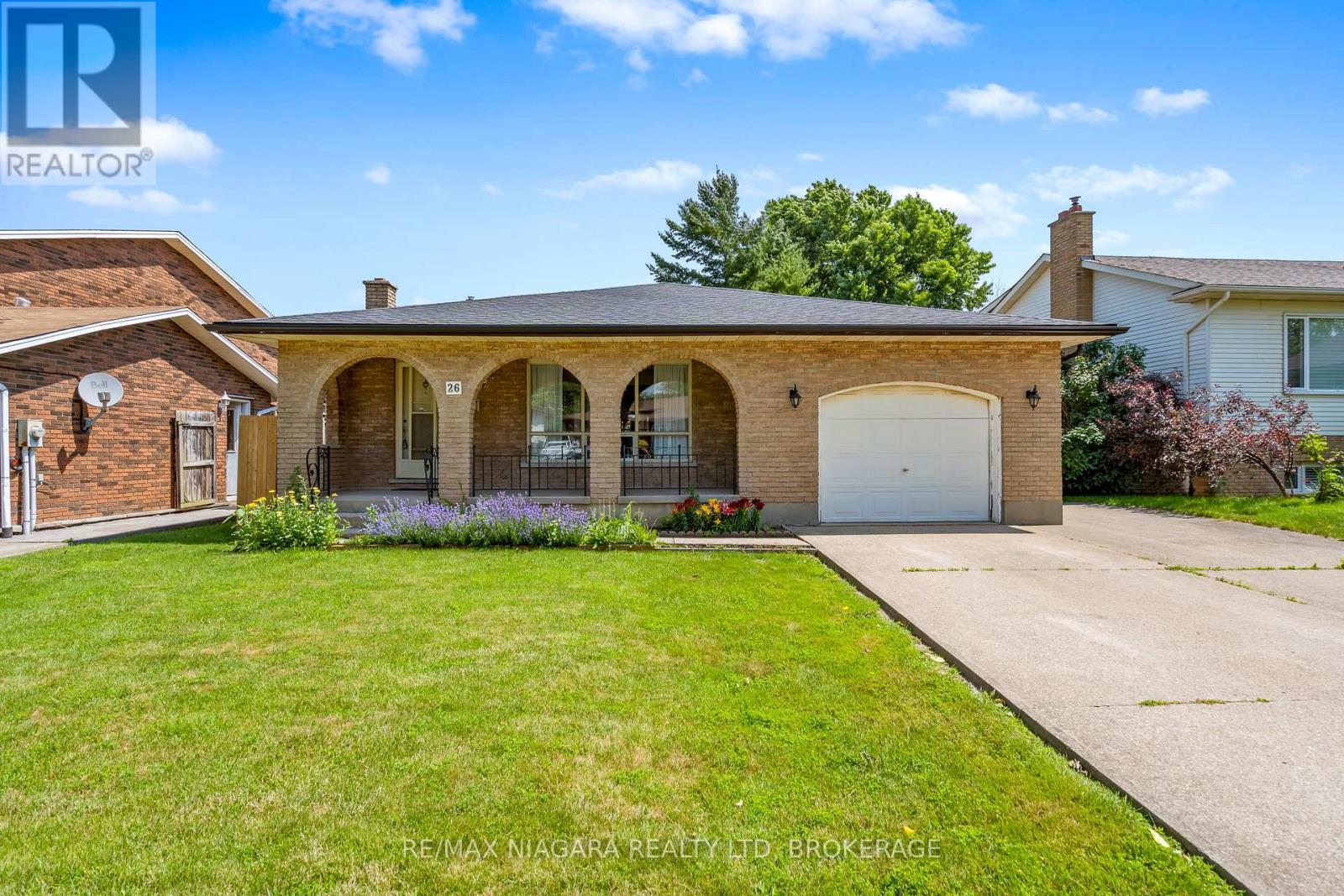 26 Forster Avenue, Thorold, Ontario  L2V 4J5 - Photo 1 - X13743712