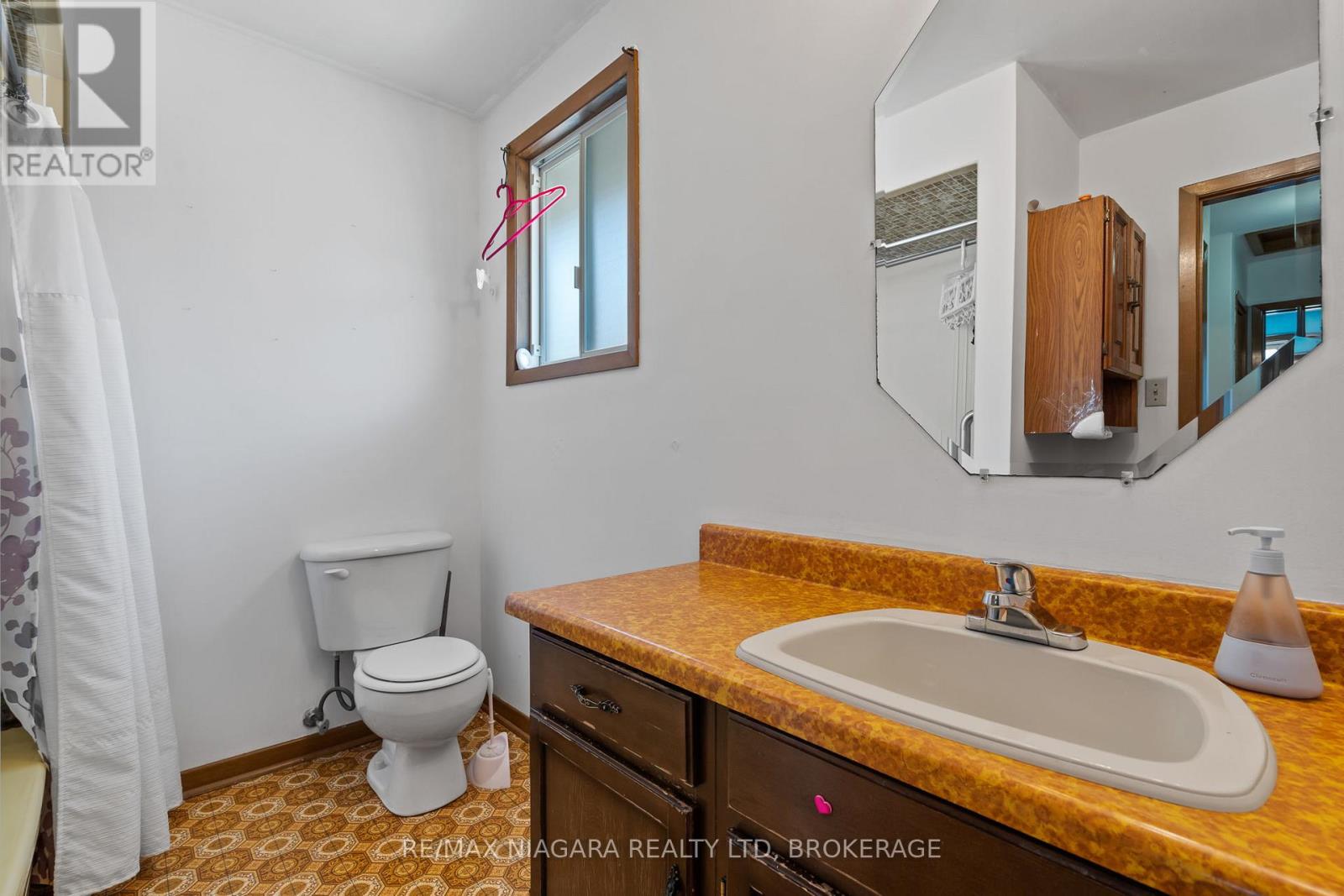 26 Forster Avenue, Thorold, Ontario  L2V 4J5 - Photo 13 - X13743712