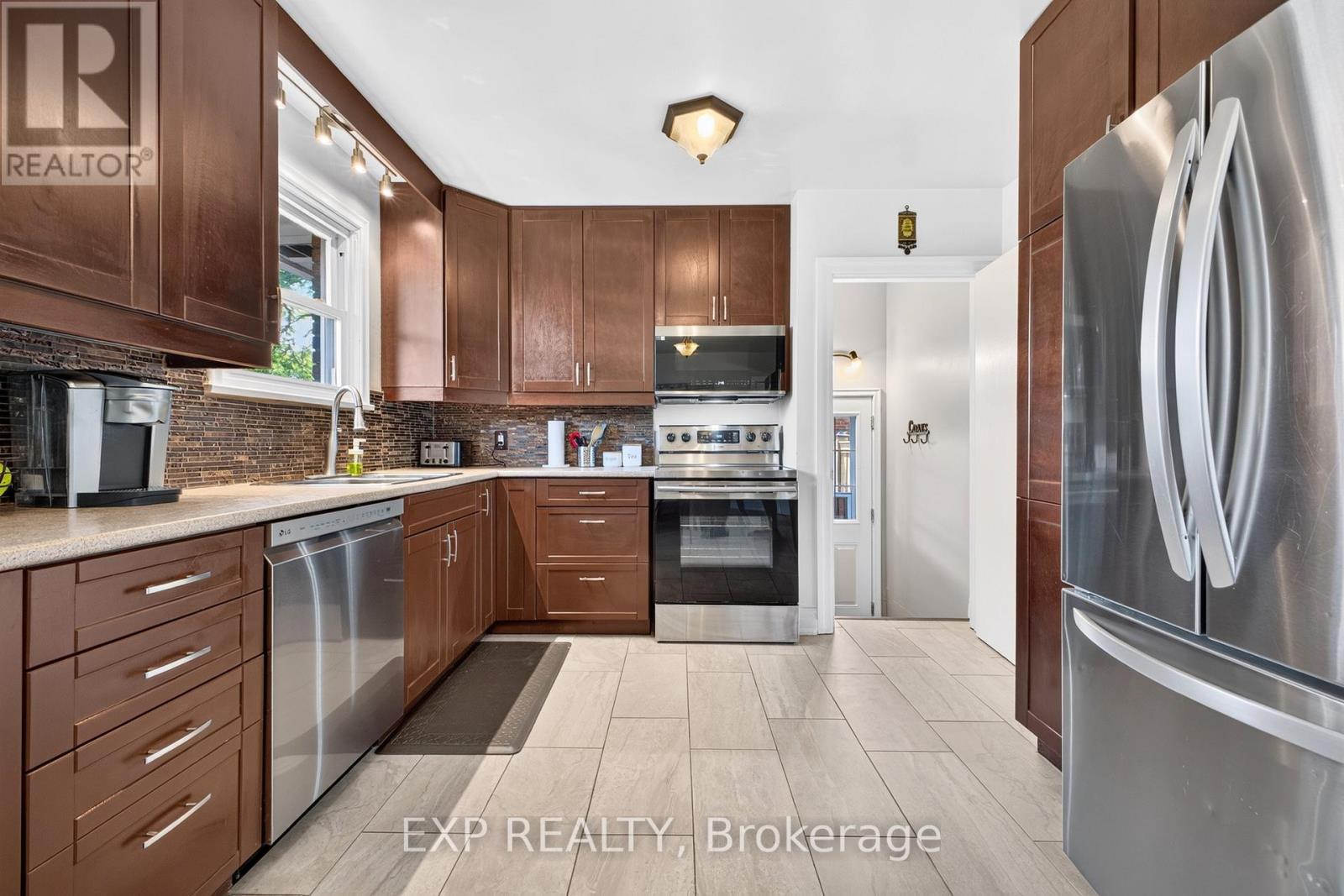 8 Dunraven Avenue, St. Catharines, Ontario  L2M 6A7 - Photo 18 - X13743778