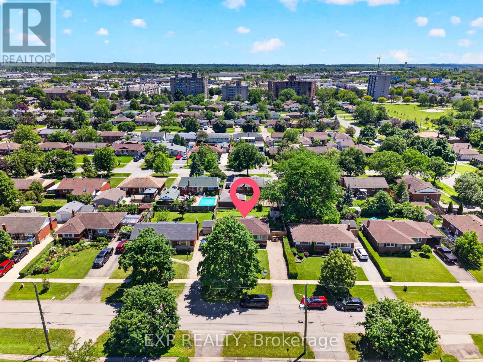 8 Dunraven Avenue, St. Catharines, Ontario  L2M 6A7 - Photo 4 - X13743778