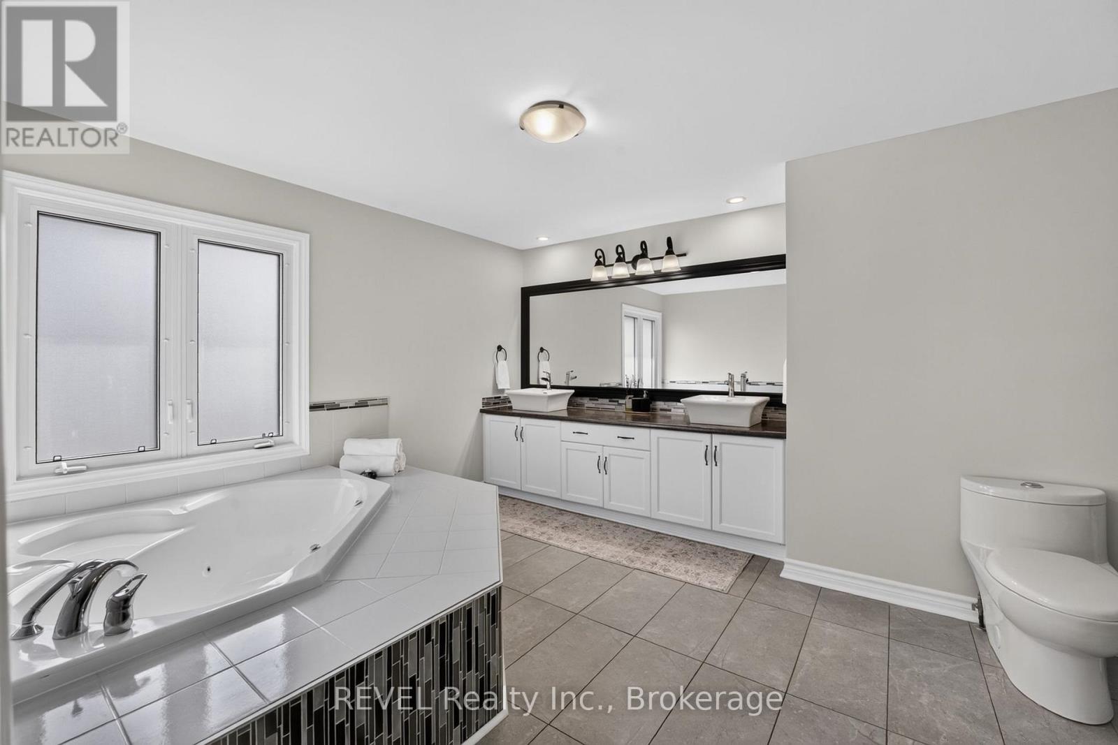 10 Meadowbrook Lane, Pelham, Ontario  L0S 1E4 - Photo 25 - X13743948