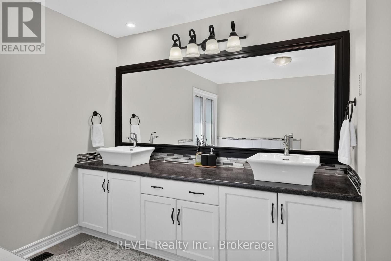 10 Meadowbrook Lane, Pelham, Ontario  L0S 1E4 - Photo 26 - X13743948
