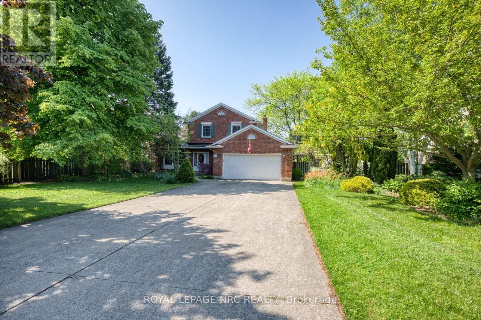 35 Garrison Village Drive, Niagara-On-The-Lake, Ontario  L0S 1J0 - Photo 1 - X13744348