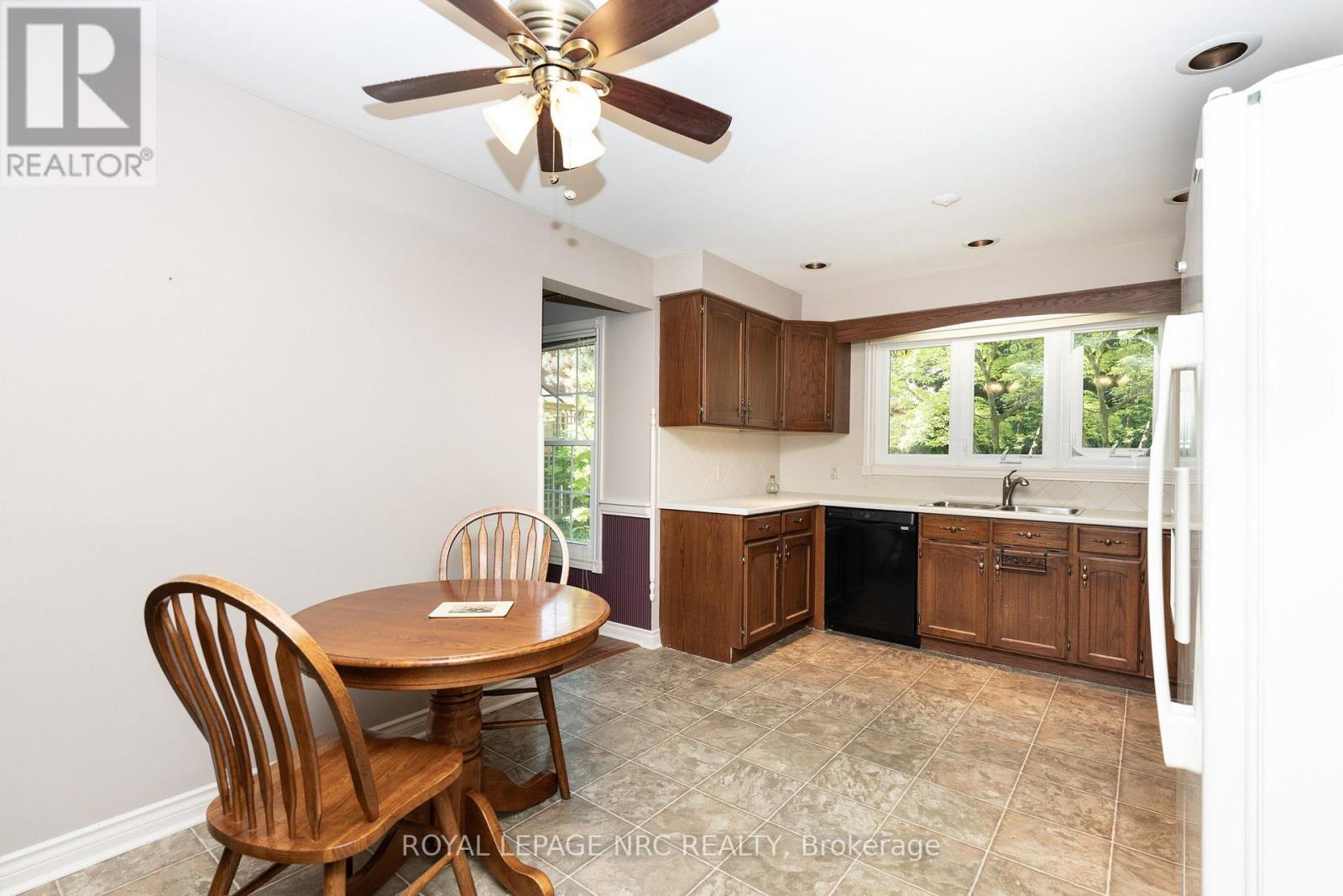 35 Garrison Village Drive, Niagara-On-The-Lake, Ontario  L0S 1J0 - Photo 33 - X13744348