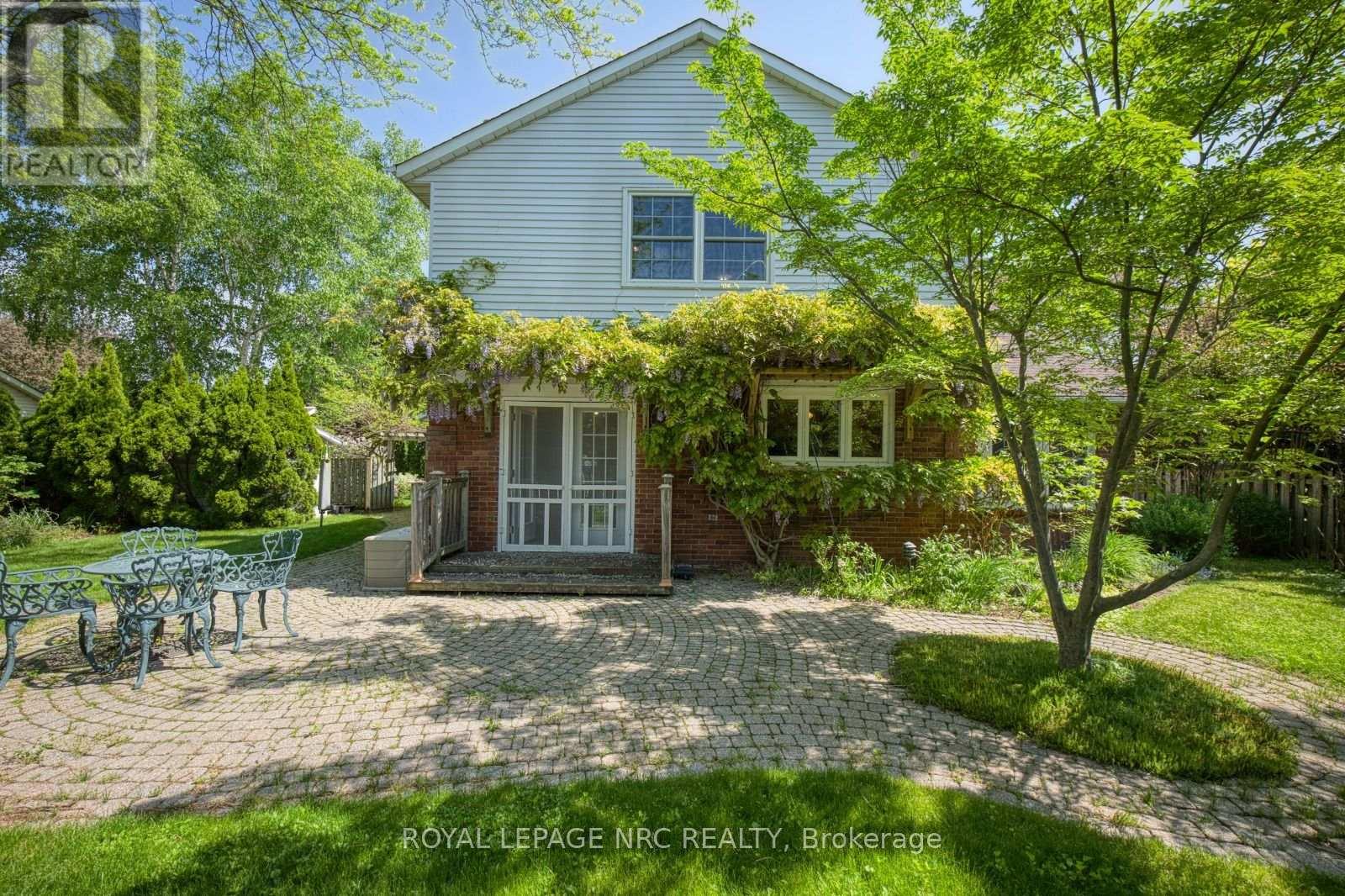 35 Garrison Village Drive, Niagara-On-The-Lake, Ontario  L0S 1J0 - Photo 6 - X13744348