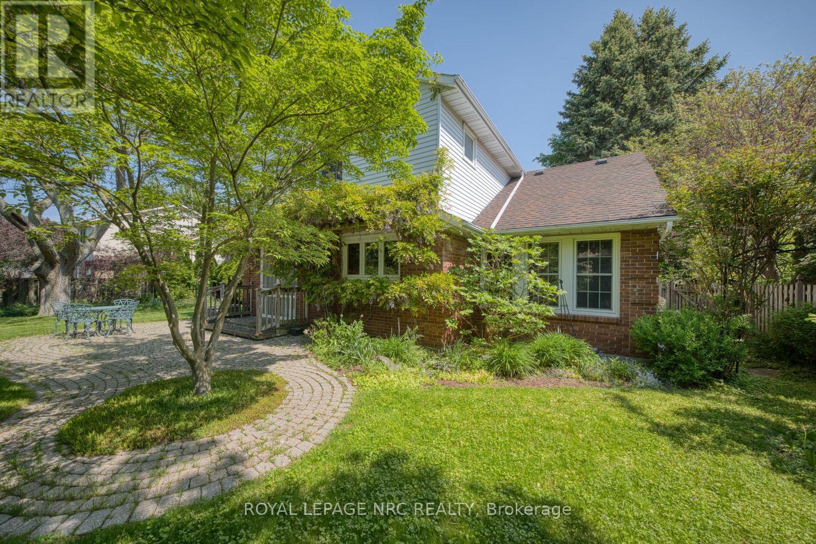 35 Garrison Village Drive, Niagara-On-The-Lake, Ontario  L0S 1J0 - Photo 7 - X13744348