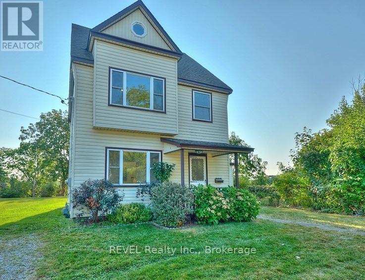 245 Stanton Street, Fort Erie, Ontario  L2A 3N8 - Photo 1 - X13744480