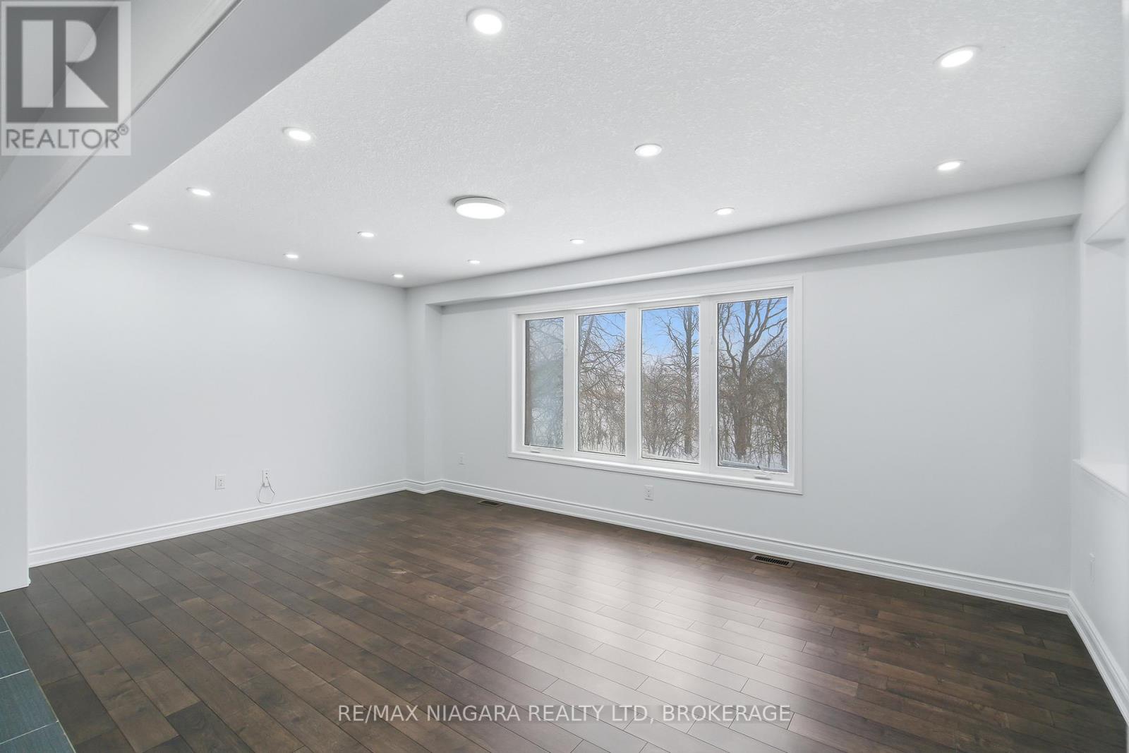 8139 Buckeye Crescent, Niagara Falls, Ontario  L2H 2Y6 - Photo 12 - X13744790