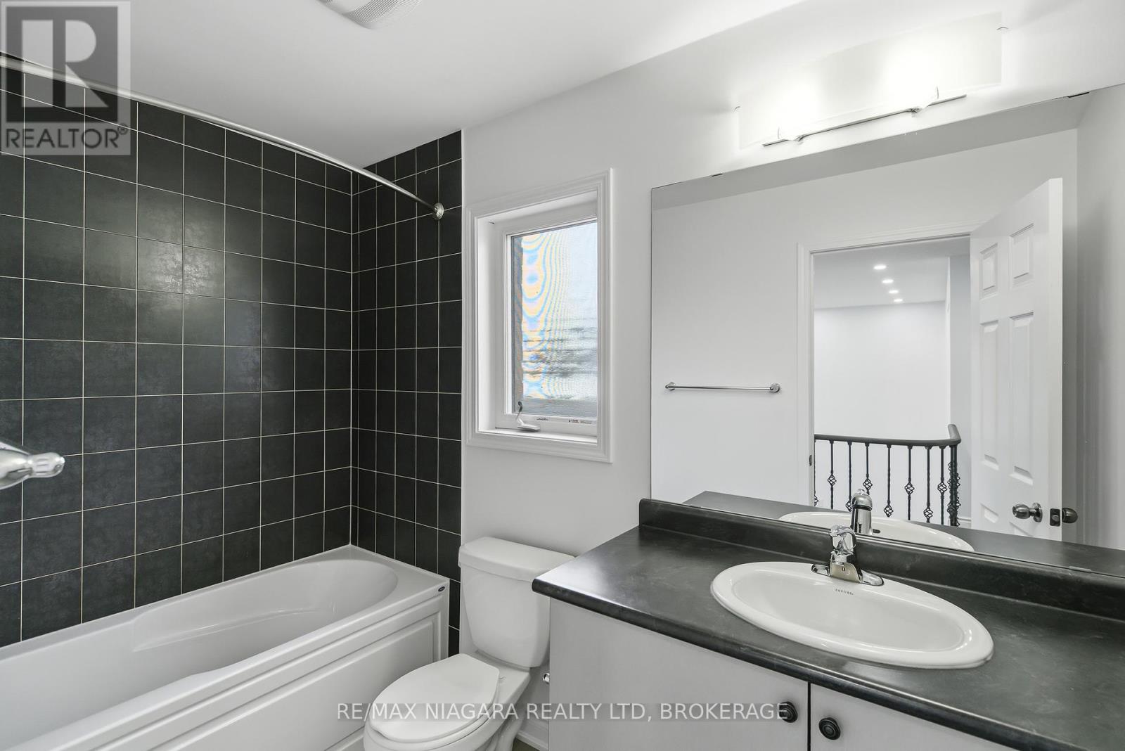 8139 Buckeye Crescent, Niagara Falls, Ontario  L2H 2Y6 - Photo 25 - X13744790