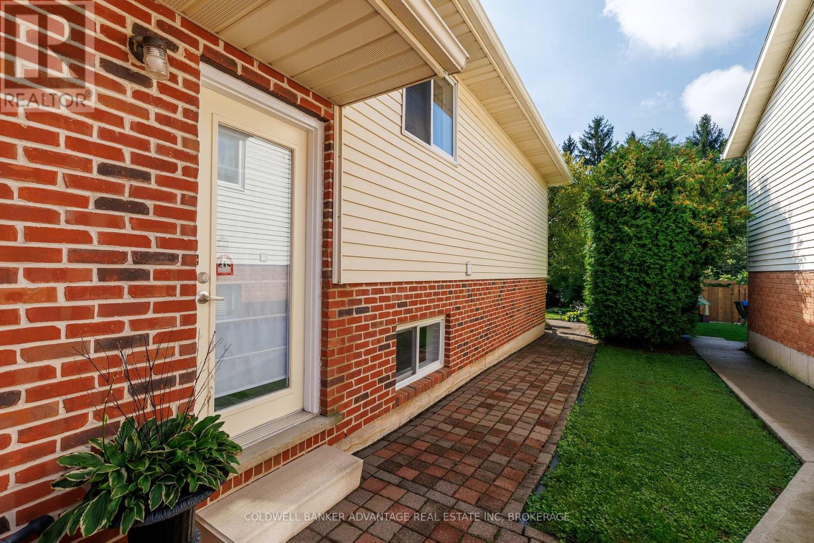 11 Woodland Drive, Welland, Ontario  L3C 7C9 - Photo 23 - X13744810