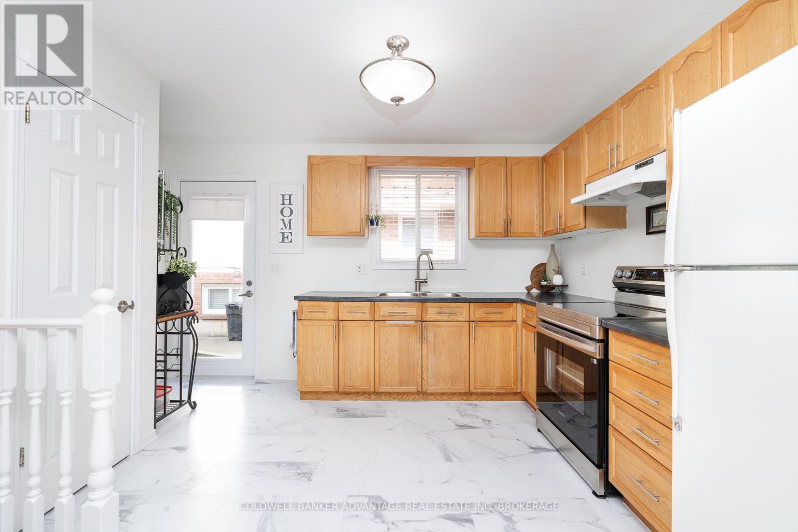 11 Woodland Drive, Welland, Ontario  L3C 7C9 - Photo 7 - X13744810
