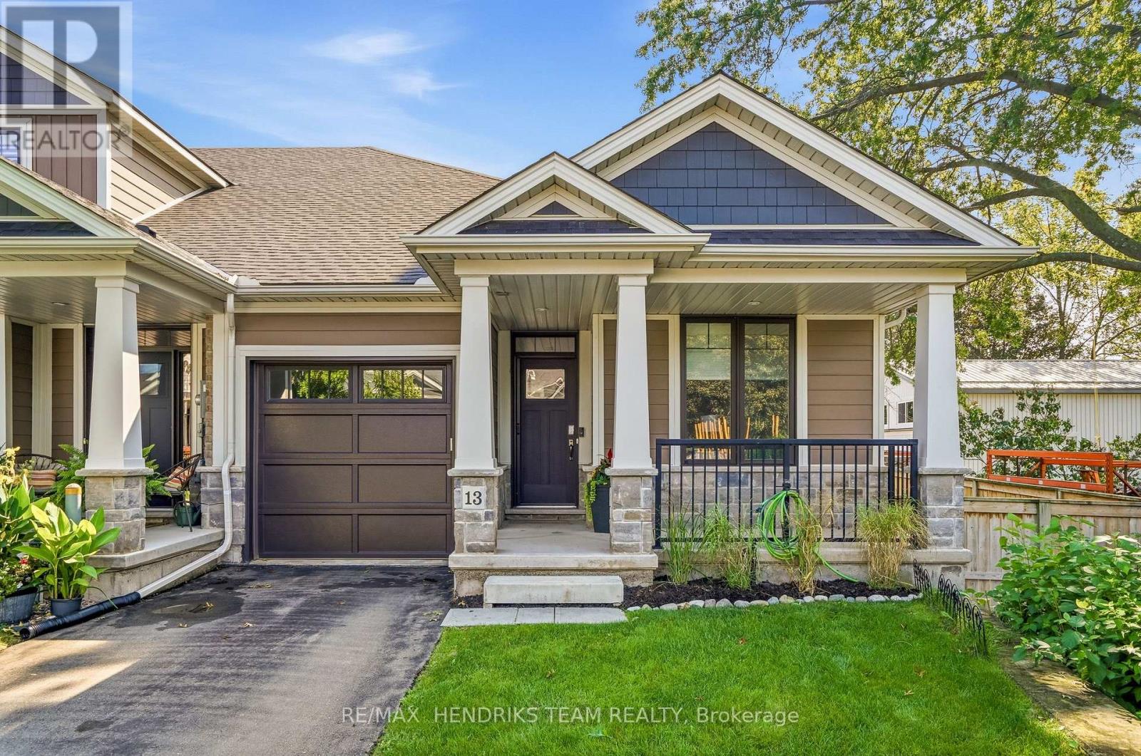 13 Turbinia Court, Grimsby, Ontario  L3M 0H8 - Photo 1 - X13744896