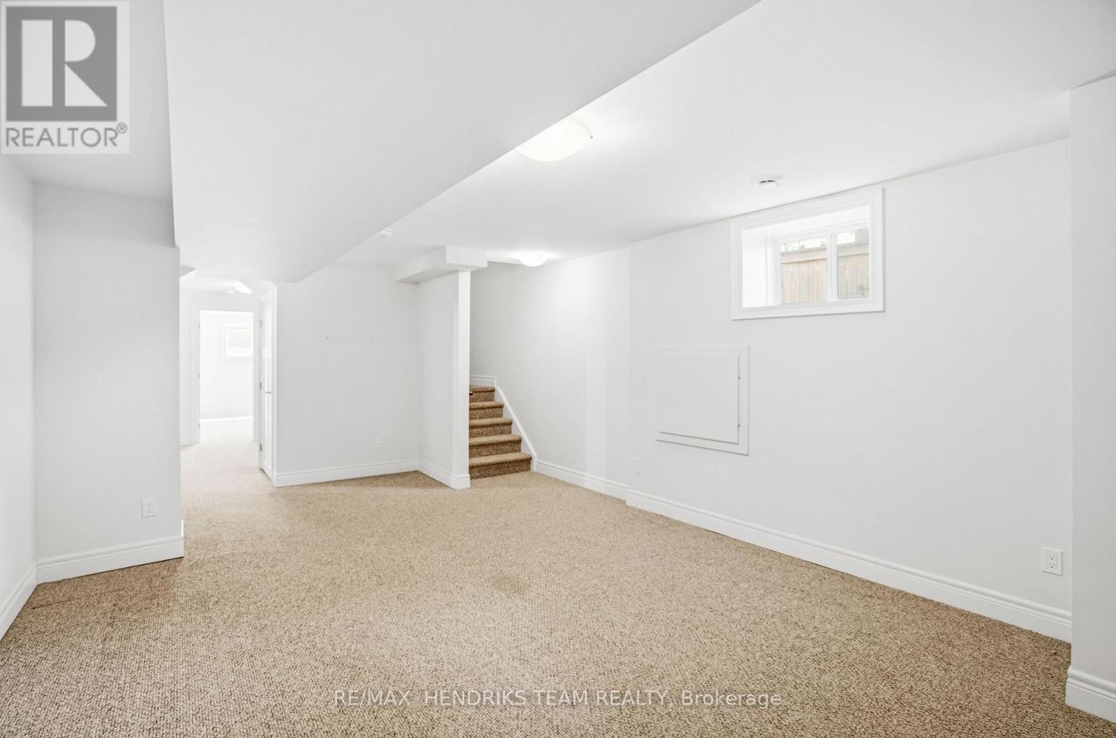 13 Turbinia Court, Grimsby, Ontario  L3M 0H8 - Photo 25 - X13744896