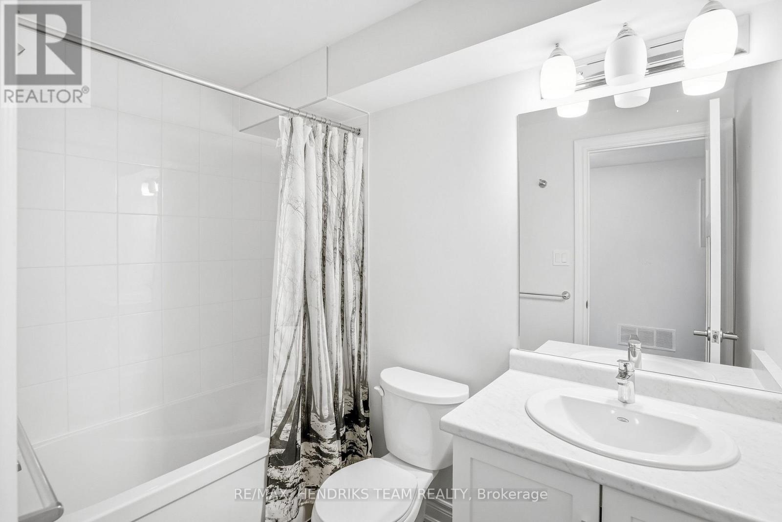 13 Turbinia Court, Grimsby, Ontario  L3M 0H8 - Photo 29 - X13744896