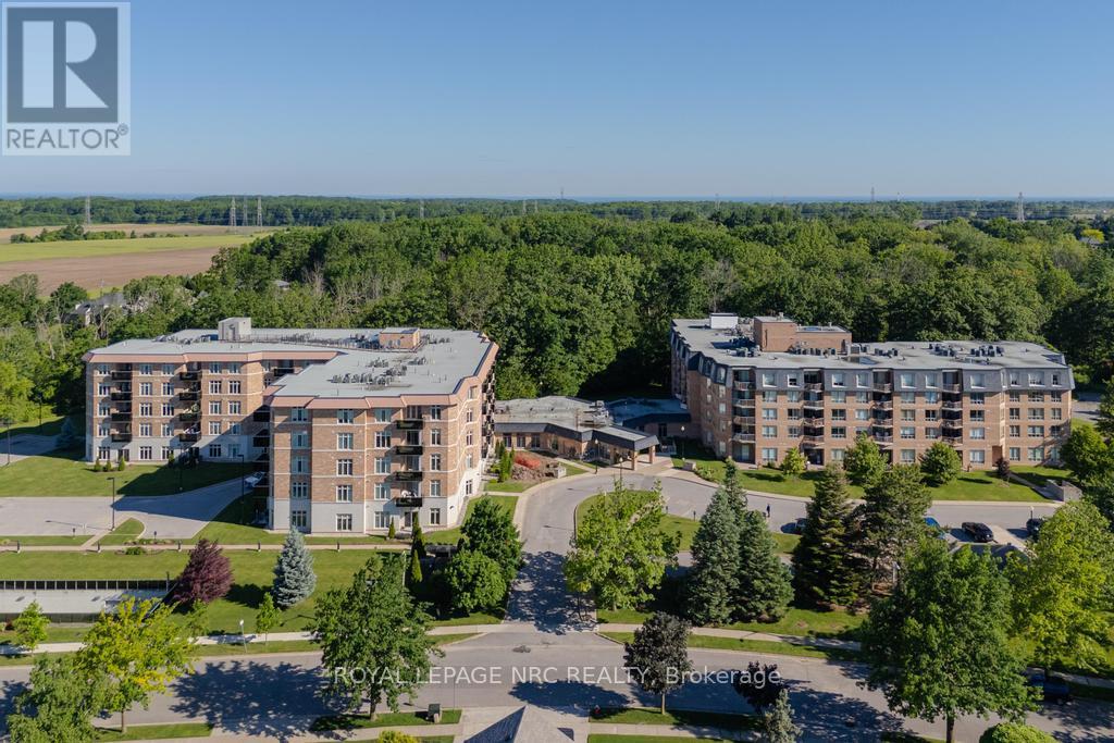 220 - 8111 Forest Glen Drive, Niagara Falls, Ontario  L2H 2Y7 - Photo 1 - X13745438