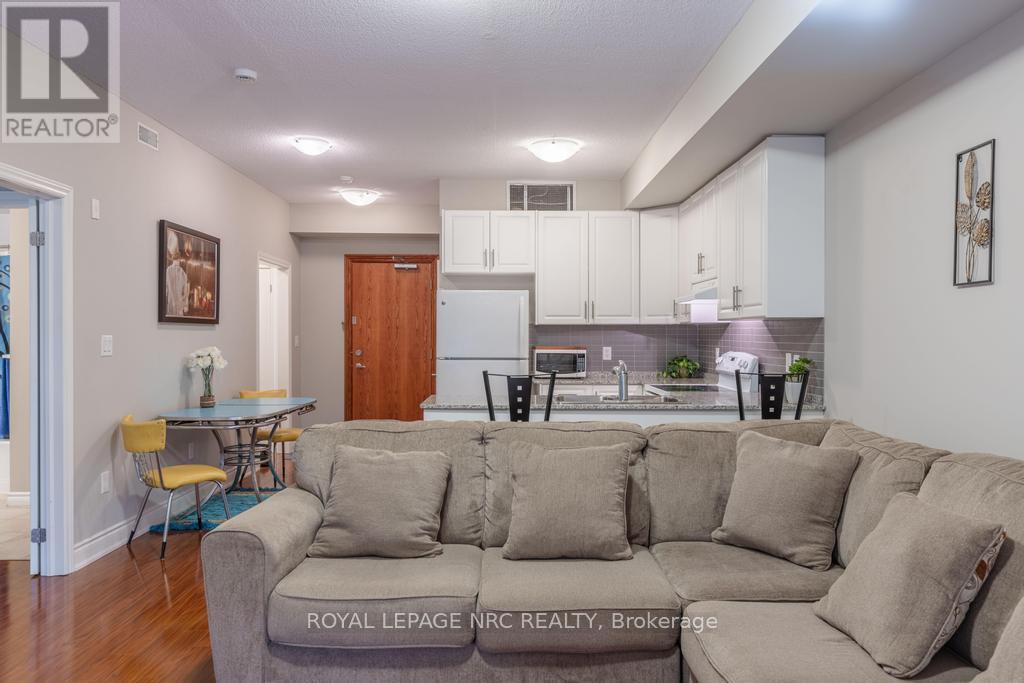 220 - 8111 Forest Glen Drive, Niagara Falls, Ontario  L2H 2Y7 - Photo 8 - X13745438
