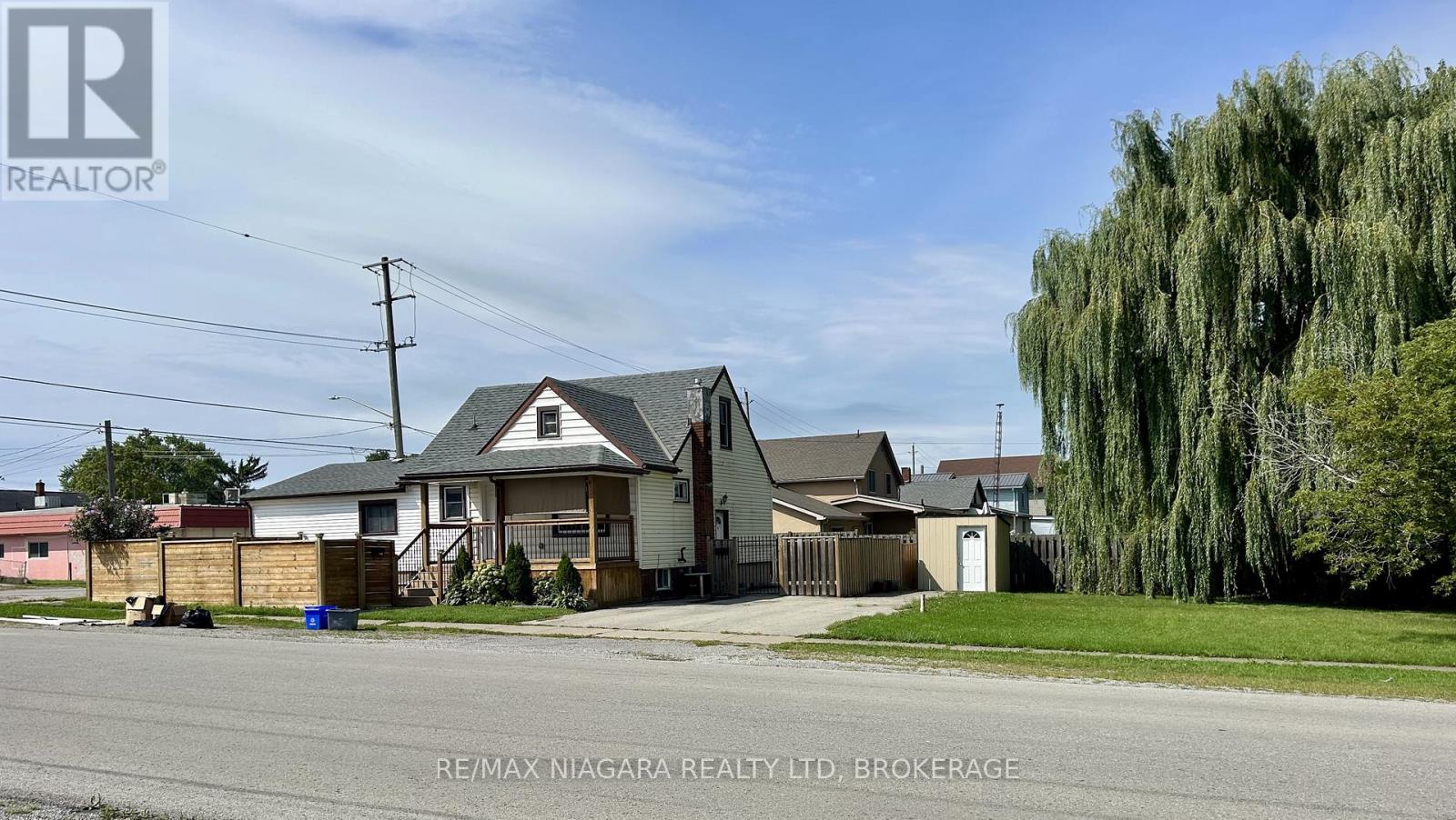 130 Killaly Street E, Port Colborne, Ontario  L3K 1N6 - Photo 1 - X13745678