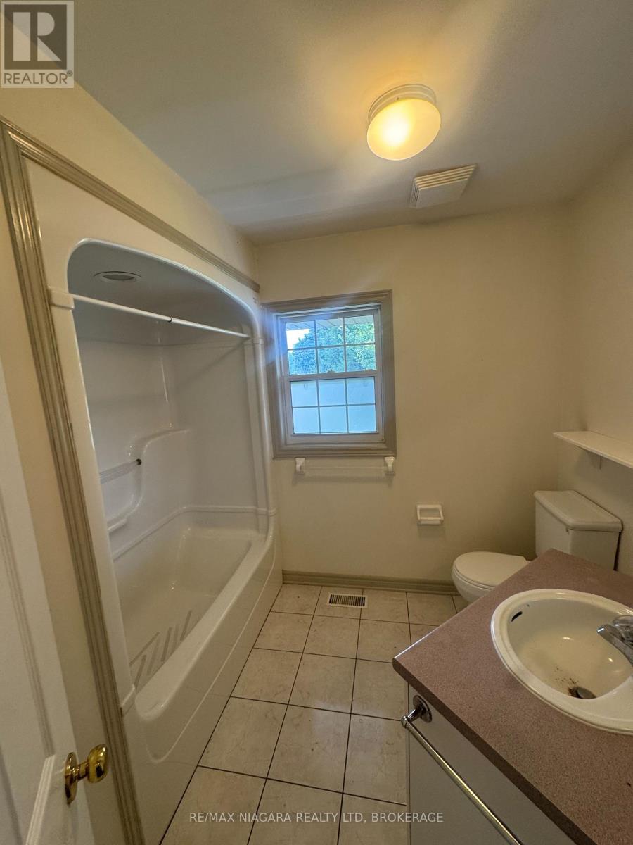 72 Ridge Road S, Fort Erie, Ontario  L0S 1B0 - Photo 11 - X13745682