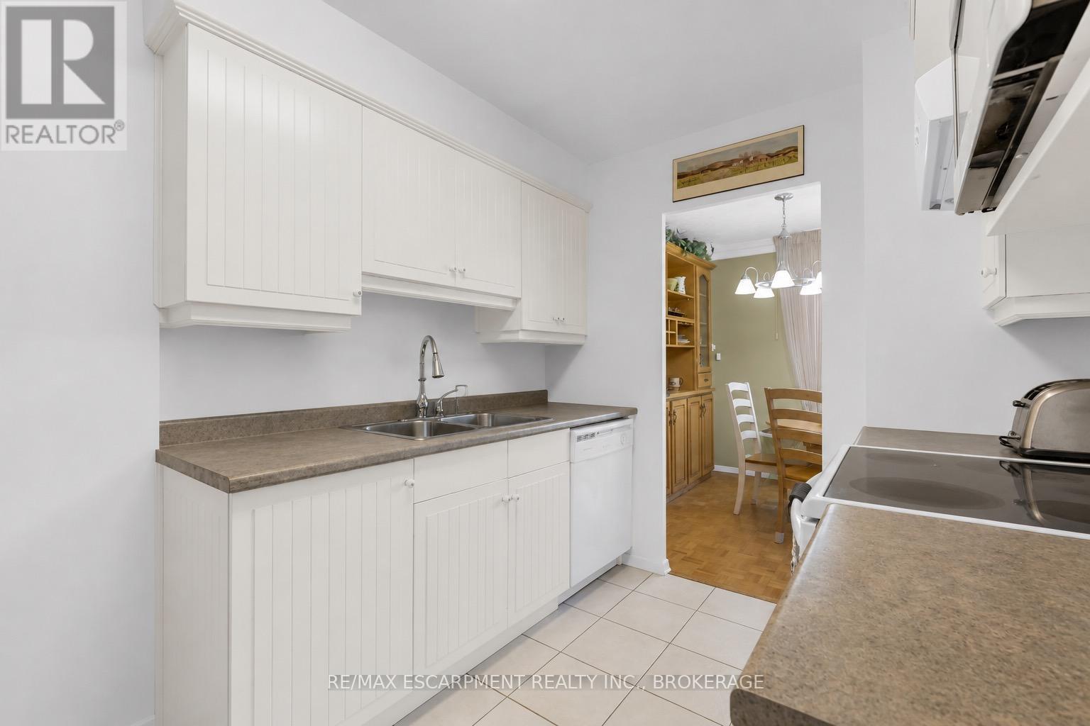 1007 - 35 Towering Heights Boulevard, St. Catharines, Ontario  L2T 3G8 - Photo 6 - X13746798