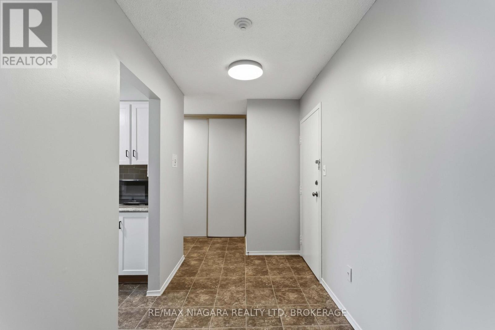 313 - 4209 Hixon Street, Lincoln, Ontario  L3J 0K2 - Photo 5 - X13748872