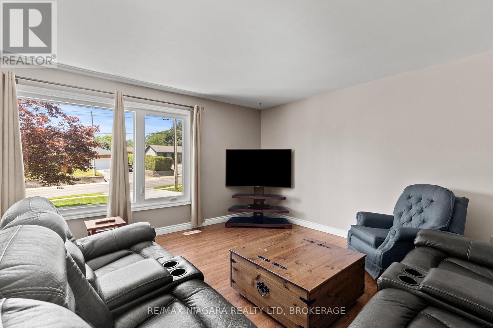 1161 Haist Street, Pelham, Ontario  L0S 1E2 - Photo 12 - X13749322