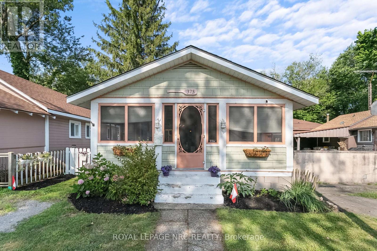 373 Oakwood Avenue, Fort Erie, Ontario  L0S 1B0 - Photo 1 - X13749368