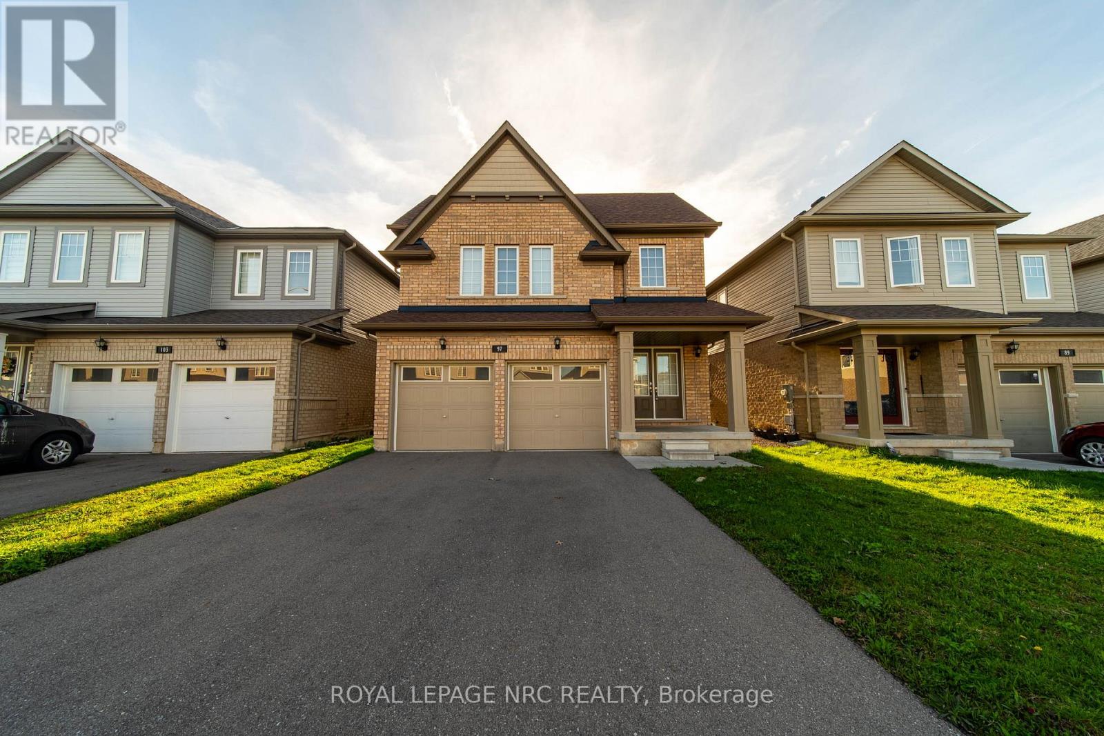 97 Tumblewood Place, Welland, Ontario  L3B 0J3 - Photo 1 - X13750372
