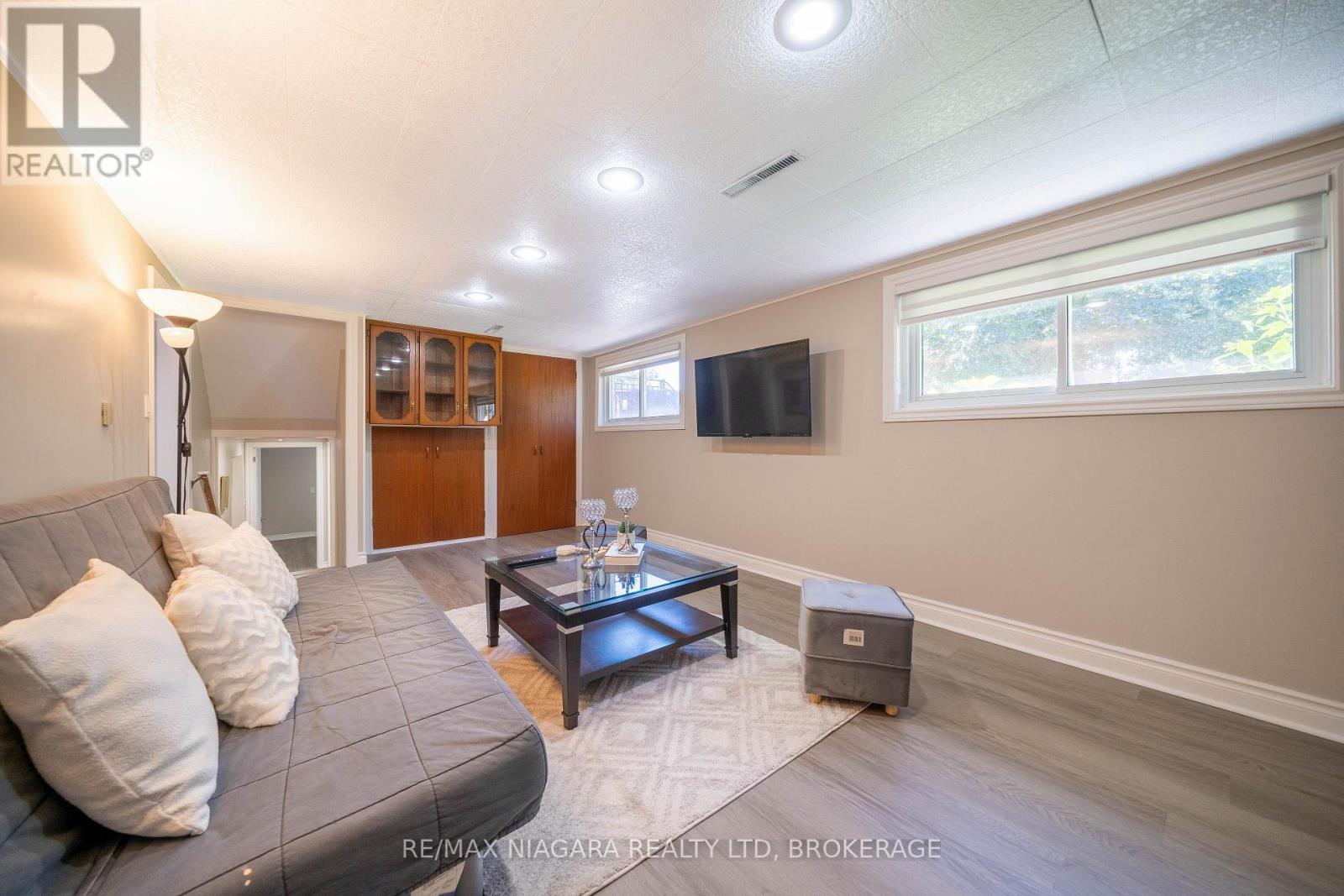 8 Fernwood Terrace, St. Catharines, Ontario  L2T 3W5 - Photo 30 - X13750490