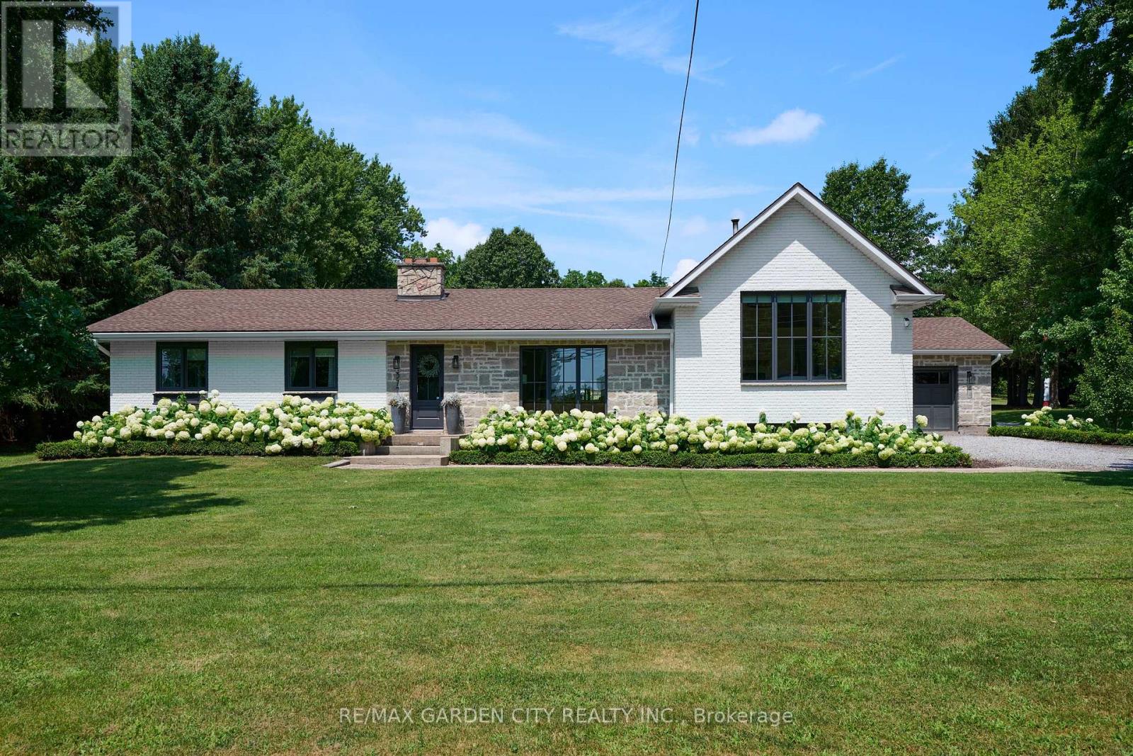 377 Canboro Road, Pelham, Ontario  L0S 1M0 - Photo 1 - X13750550