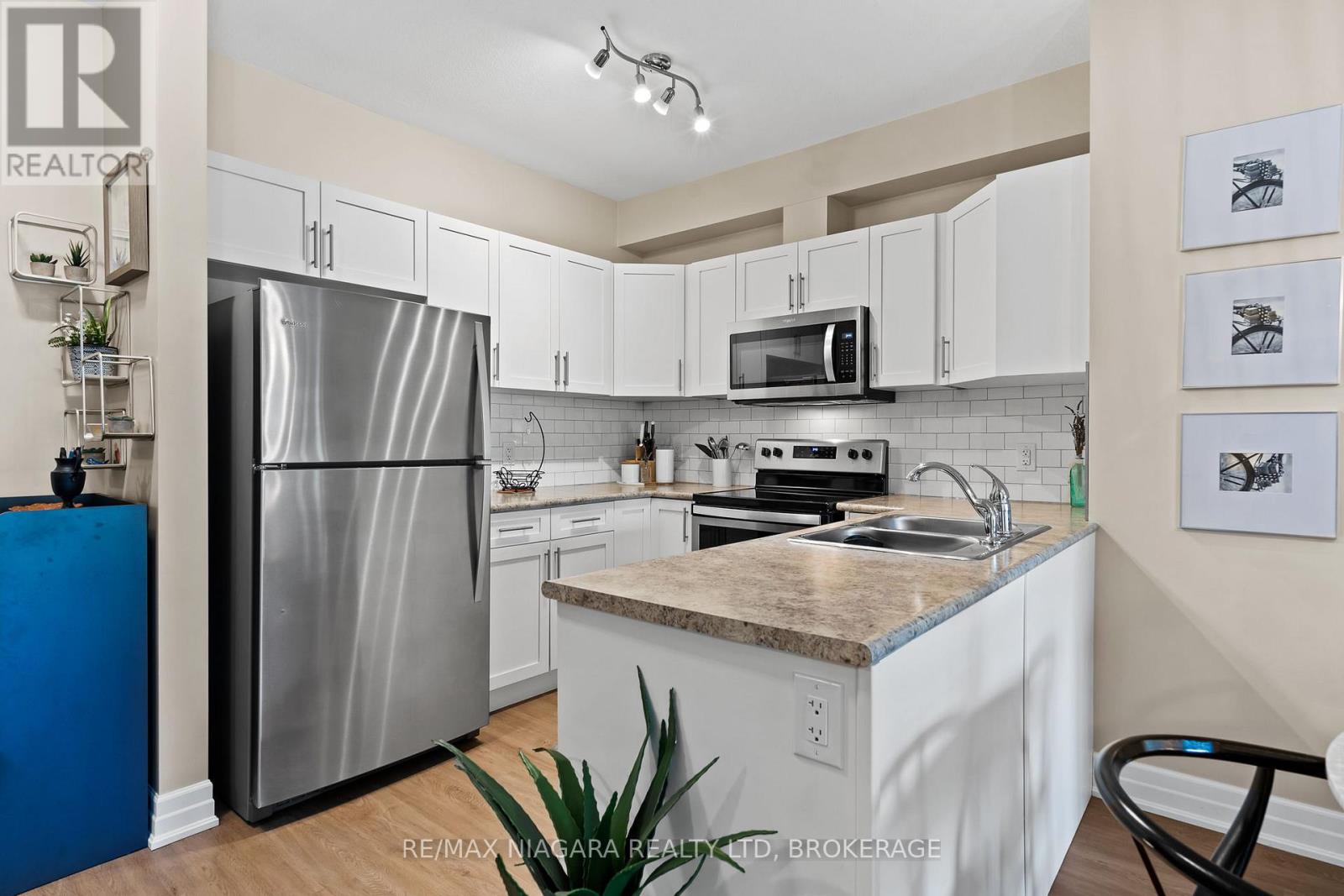 203 - 212 Lakeport Road, St. Catharines, Ontario  L2N 4R5 - Photo 8 - X13750680