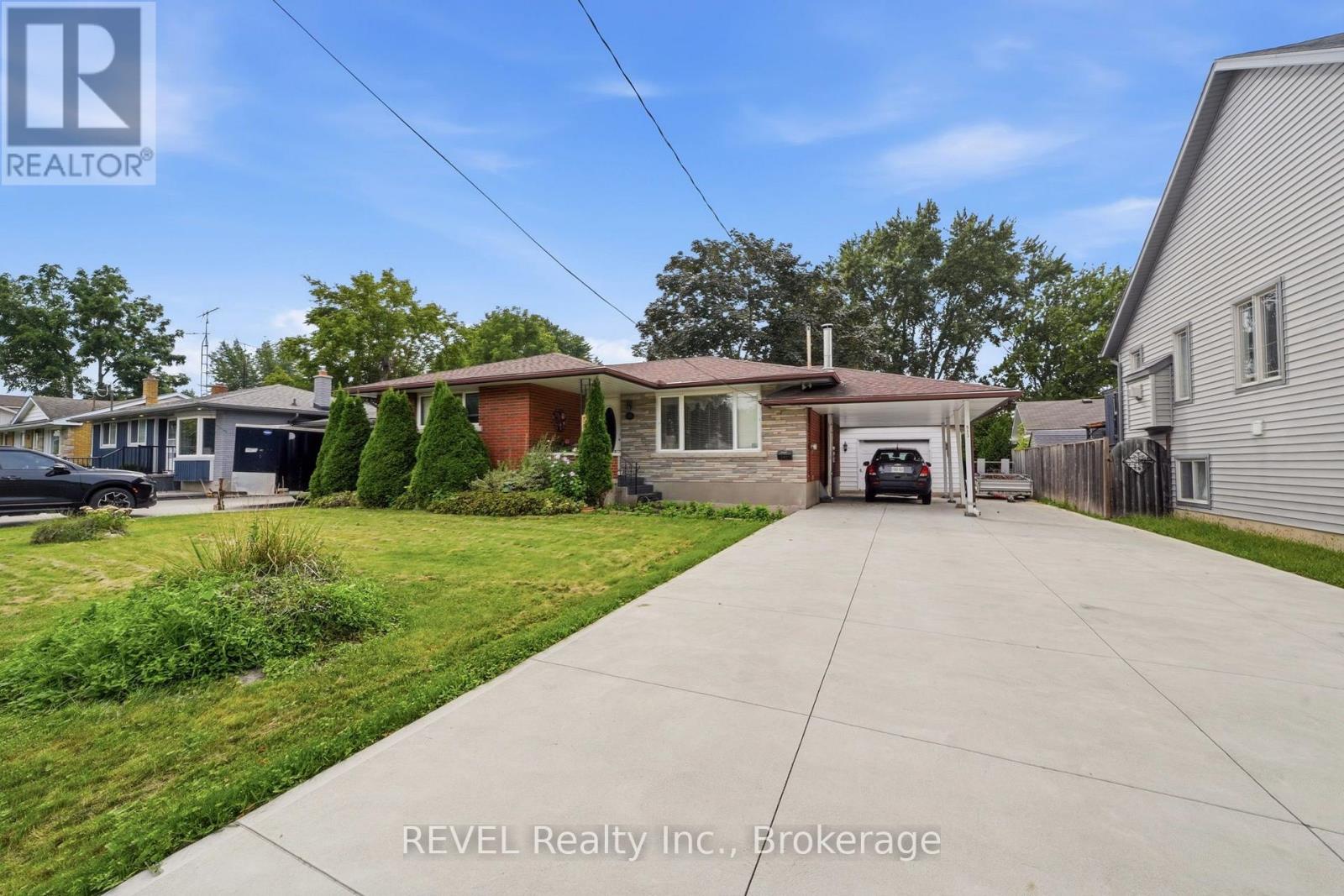 563 Bunting Road, St. Catharines, Ontario  L2M 3A4 - Photo 1 - X13751046