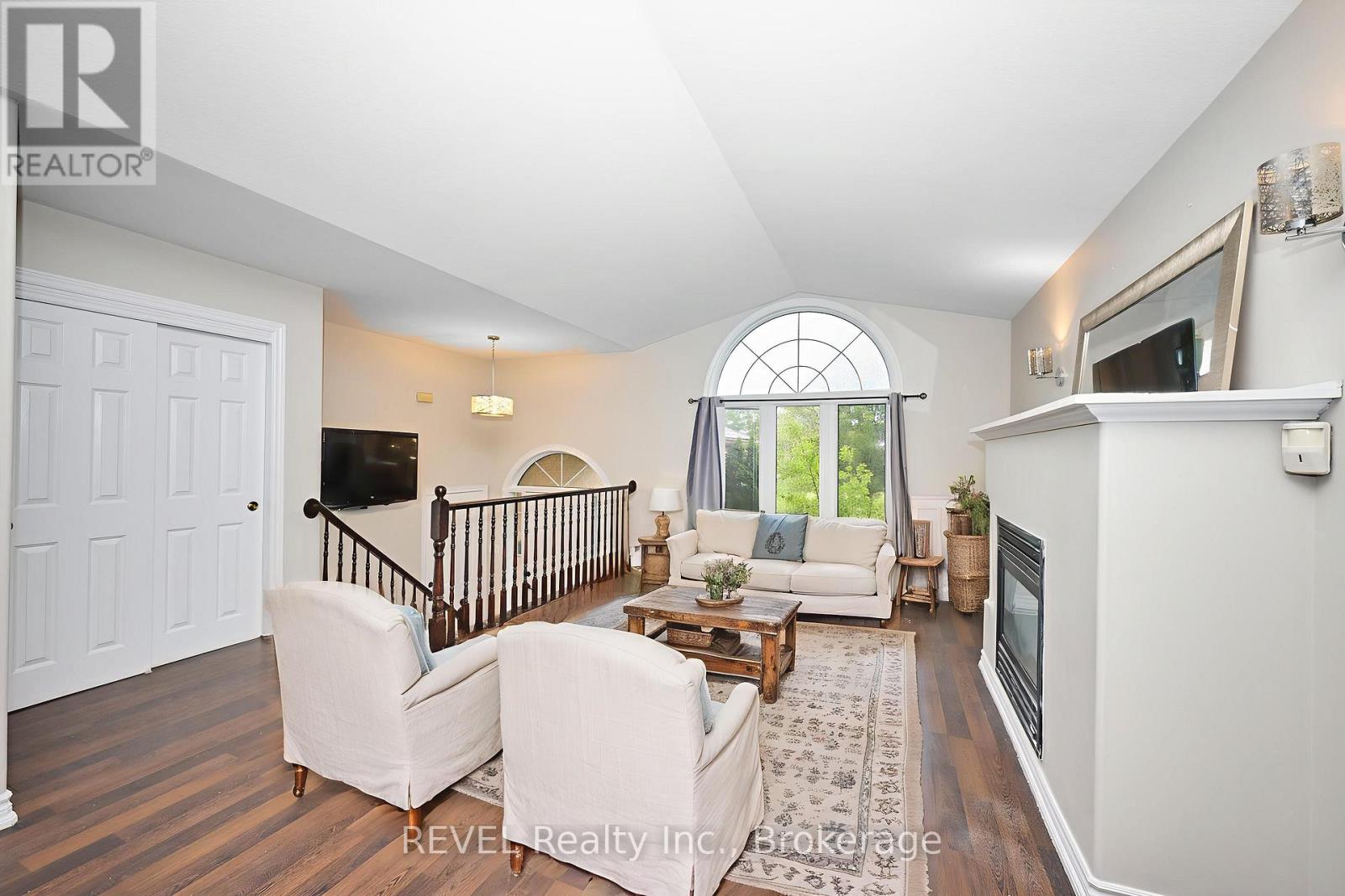 28 Quaker Road, Welland, Ontario  L3C 7K7 - Photo 5 - X13751428