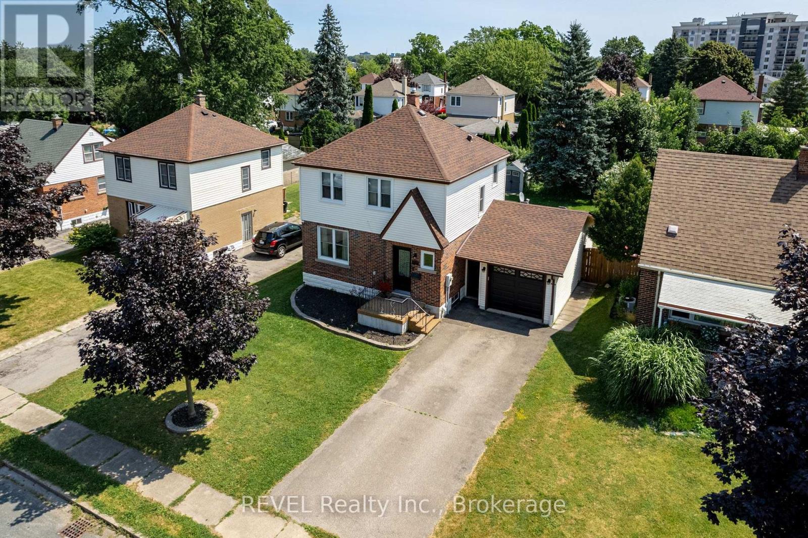 5682 Hanan Avenue, Niagara Falls, Ontario  L2G 4E6 - Photo 2 - X13751474