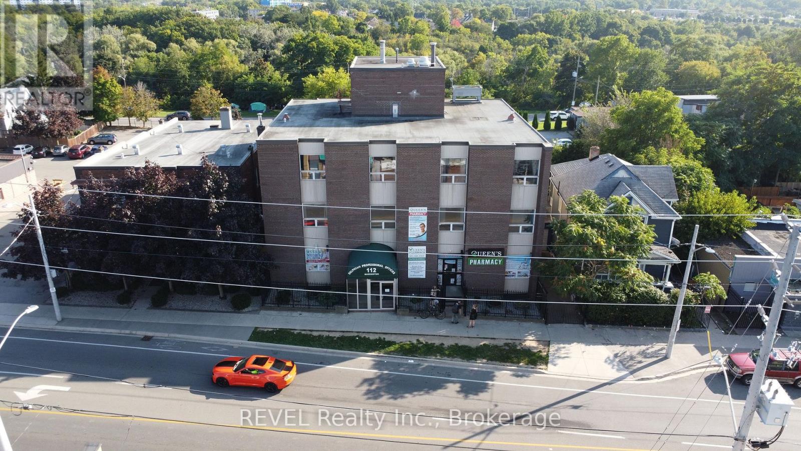 203a&b - 112 Queenston Street, St. Catharines, Ontario  L2R 2Z4 - Photo 1 - X13751680