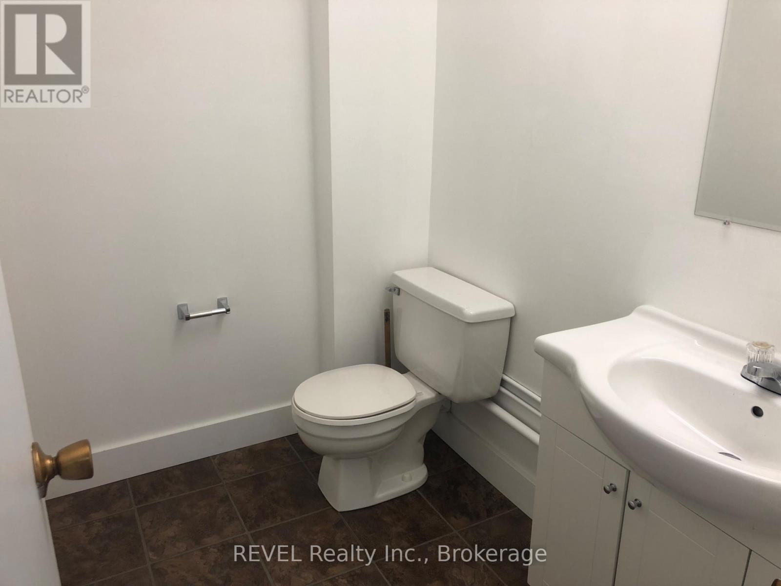 G3 - 112 Queenston Street, St. Catharines, Ontario  L2R 2Z4 - Photo 6 - X13751686