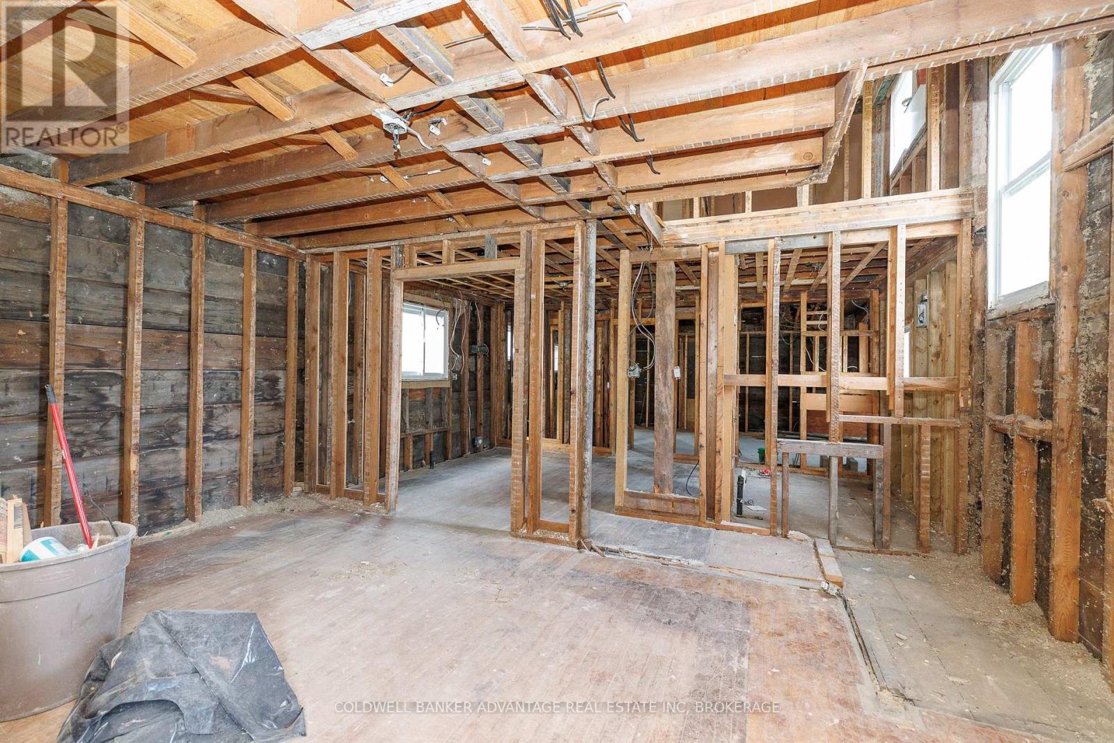 15 Duncan Street, Welland, Ontario  L3B 2C5 - Photo 10 - X13751786